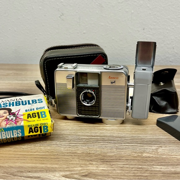 Ansco GAF Memo II Automatic 35mm Half Frame Camera and Pocket
